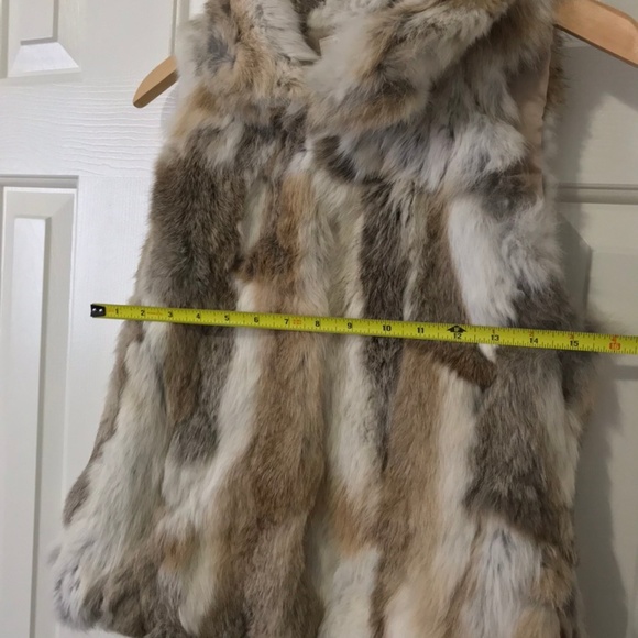 Ray Cassin Gorgeous Fur Vest with Pockets - Picture 6 of 8